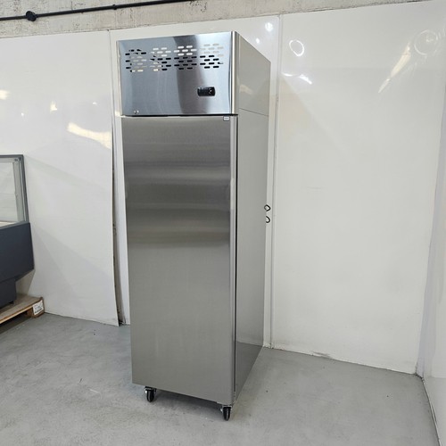 Upright fridge single door - single, 1