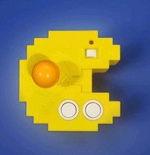 Bandai Namco Pac-man Plug And Play  12 Classic Games.