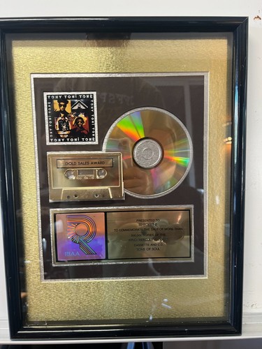 Riaa certified sales award - riaa,