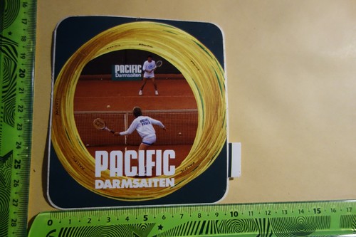 Old sticker tennis - old, strings