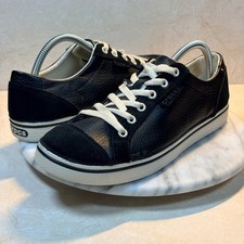 Crocs Hover Leather Lace Up