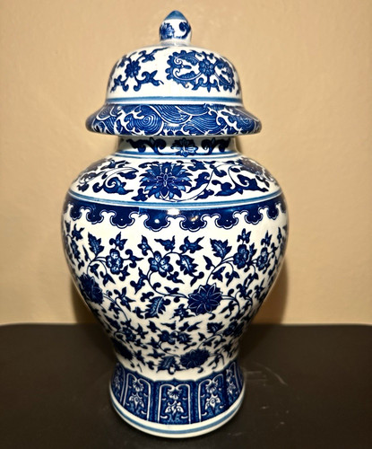 Chinese blue white porcelain - &,