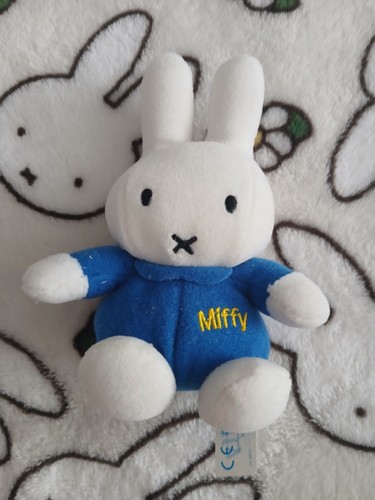 Blue vintage 1998 miffy - 1998, plush