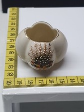 Crested China, Willow, Vase, Lucky White Heather From Walton On Thames (CCB5)