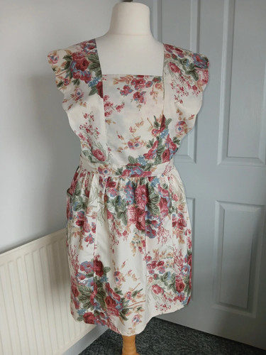 1940 retro style - 1940's, cross