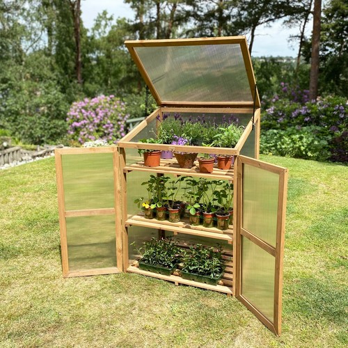 Wooden polycarbonate growhouse - polycarbonate,