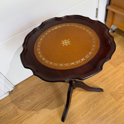 Vintage mahogany pedestal - mahogany,