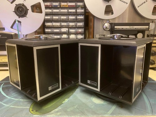 Betamax storage carousels - x,