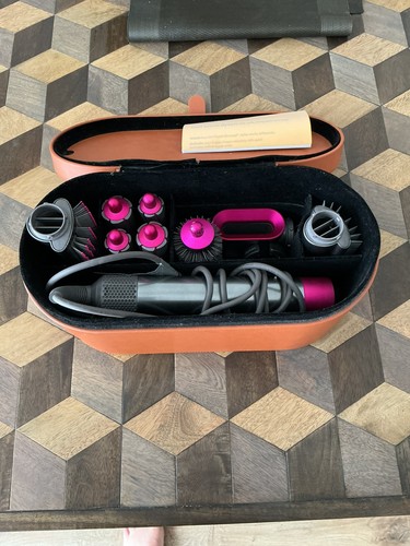 Dyson airwrap complete styler - dyson,