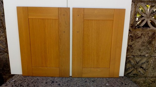 Pair solid light oak - oak, shaker