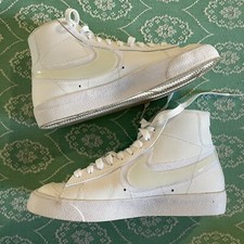Nike White Blazer 77 Mid Trainers U.K. 5. Summer Boot. High Top