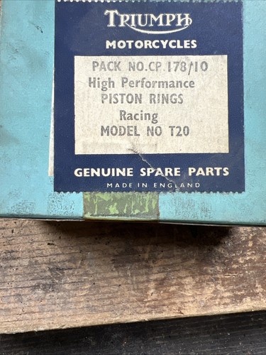 Triumph model t20 piston - model,