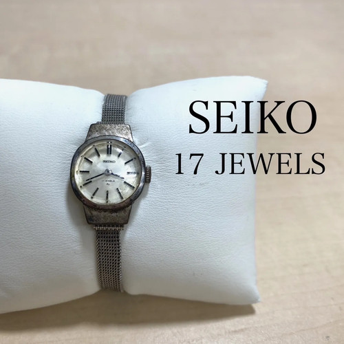 Seiko jewels hand wound - 17,