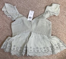 Hollister Pretty Sage Green