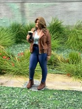 Model Railway Figure Woman