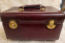 Large toiletry/Grooming hard