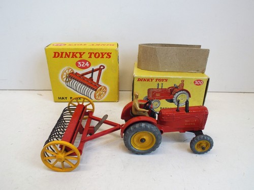 Dinky 300 324 massey tractor - massey,