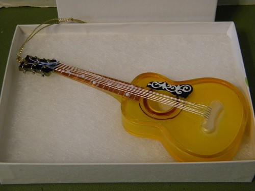 Acoustic guitar ornament - ornament, •