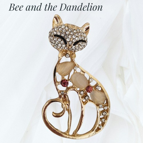 Rhinestone gold tone cat - gold,