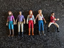 5 Schleich Figures For Horse Stables Groom Stablehand Inc Vet & Seated Rider