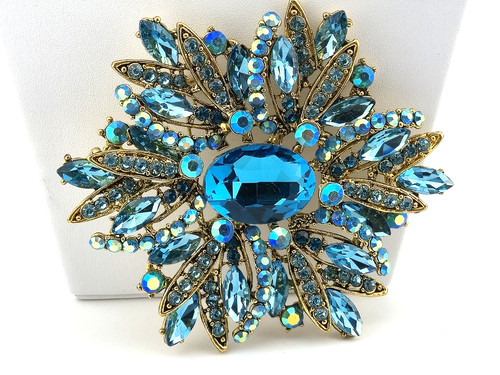 Kirks folly brooch - brooch, garden