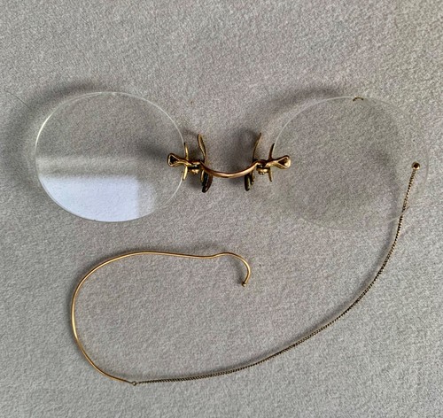 Antique pince nez glasses with - pince-nez,