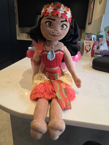 Disney store moana plush doll - disney,