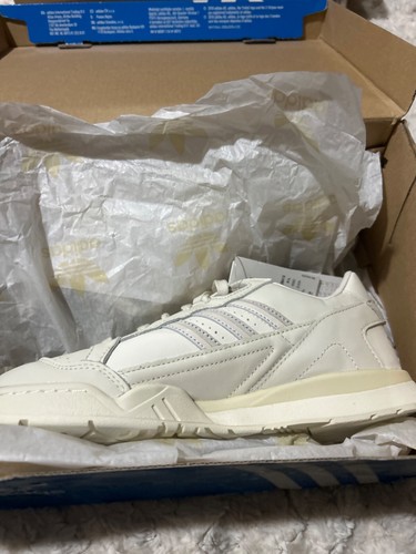 Adidas originals a r - adidas, originals.