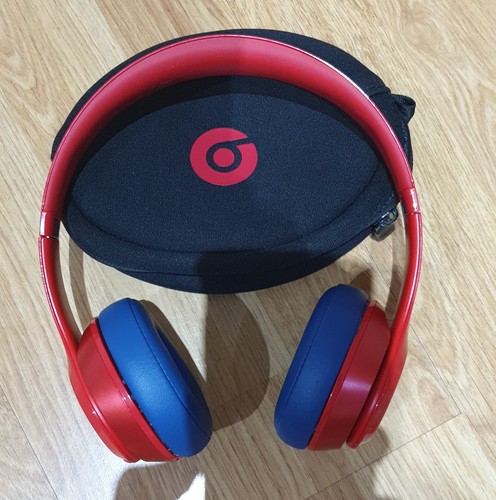 Beats solo headphone volume - solo, up