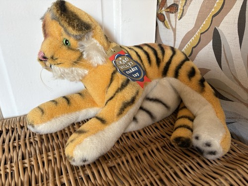 Vintage clad valley tiger - ,