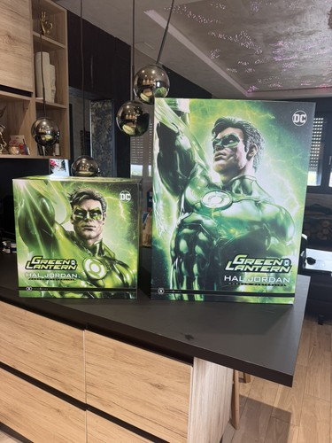 Green lantern hal jordan - lantern,