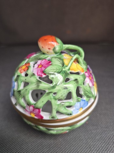 Herend strawberry lidded - herend,