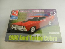 AMT 1/25 1969 Ford Torino