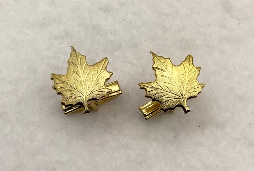 Vintage maple leaf canada cuff - maple,