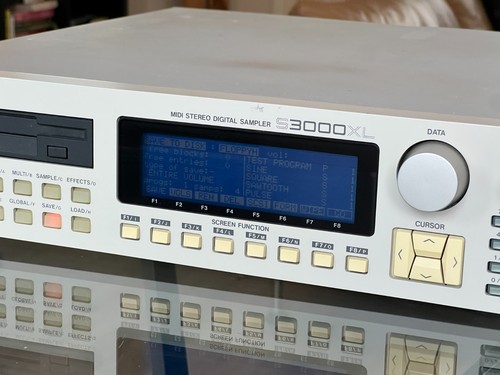 Akai s3000xl sampler 8 - akai,