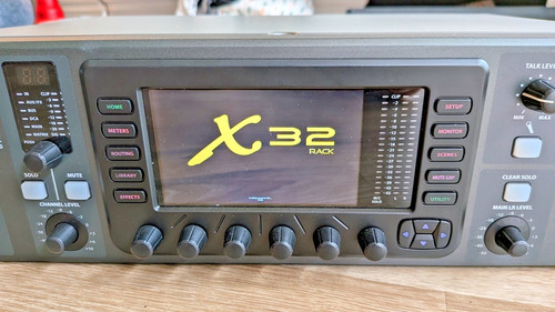 Behringer x32 rack - rack, digital