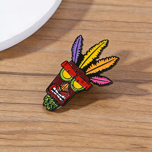 Aku mask - pin, badge