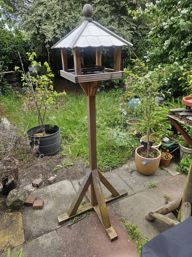 Lovely wooden bird - wooden, table