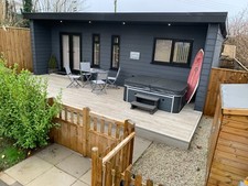 "Bondi" Luxury Log Cabin -
