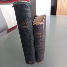 ANTIQUE POCKET BIBLE 1905 AND