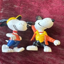 Pair of Vintage Snoopy figure 1958 1966 United Feature Syndicate RARE 