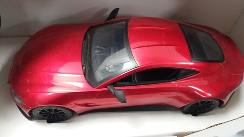 Aston martin vantage - pearl, red