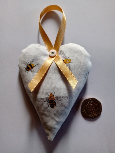 Bee cotton fabric lavender - bee,