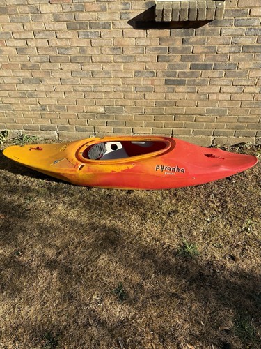 Pyranha sport kayak 240 - sport,