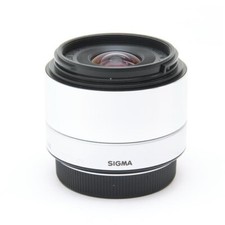 Sigma 19mm f/2.8 DN Lens for