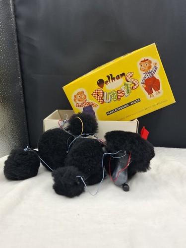 Vintage black poodle - black, pelham