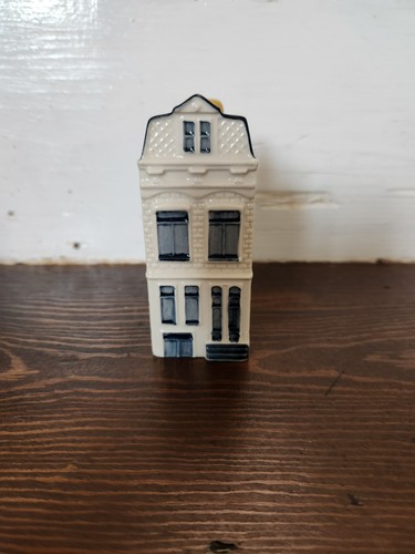 Number klm bols delft - ,