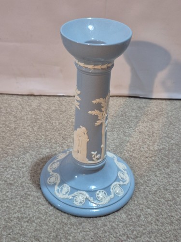 Queen ware embossed - queen's,