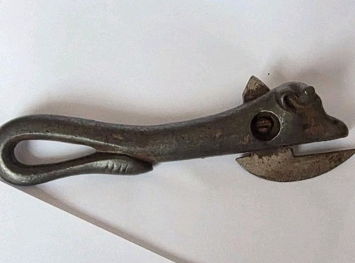 Cast iron bulls head - ,