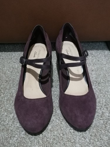 Clarks burgundy suede court - burgundy,